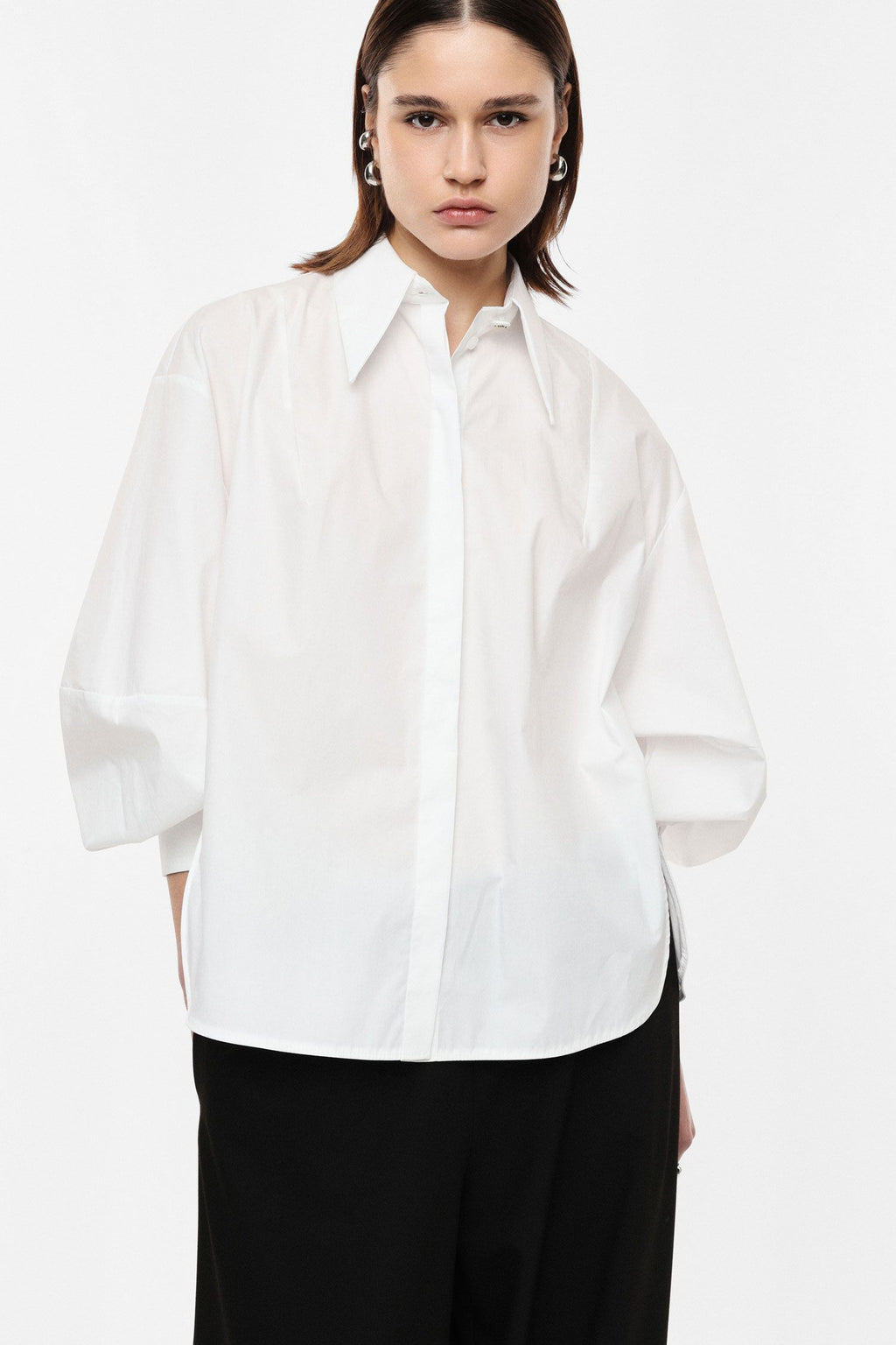 Voluminous sleeves shirt
