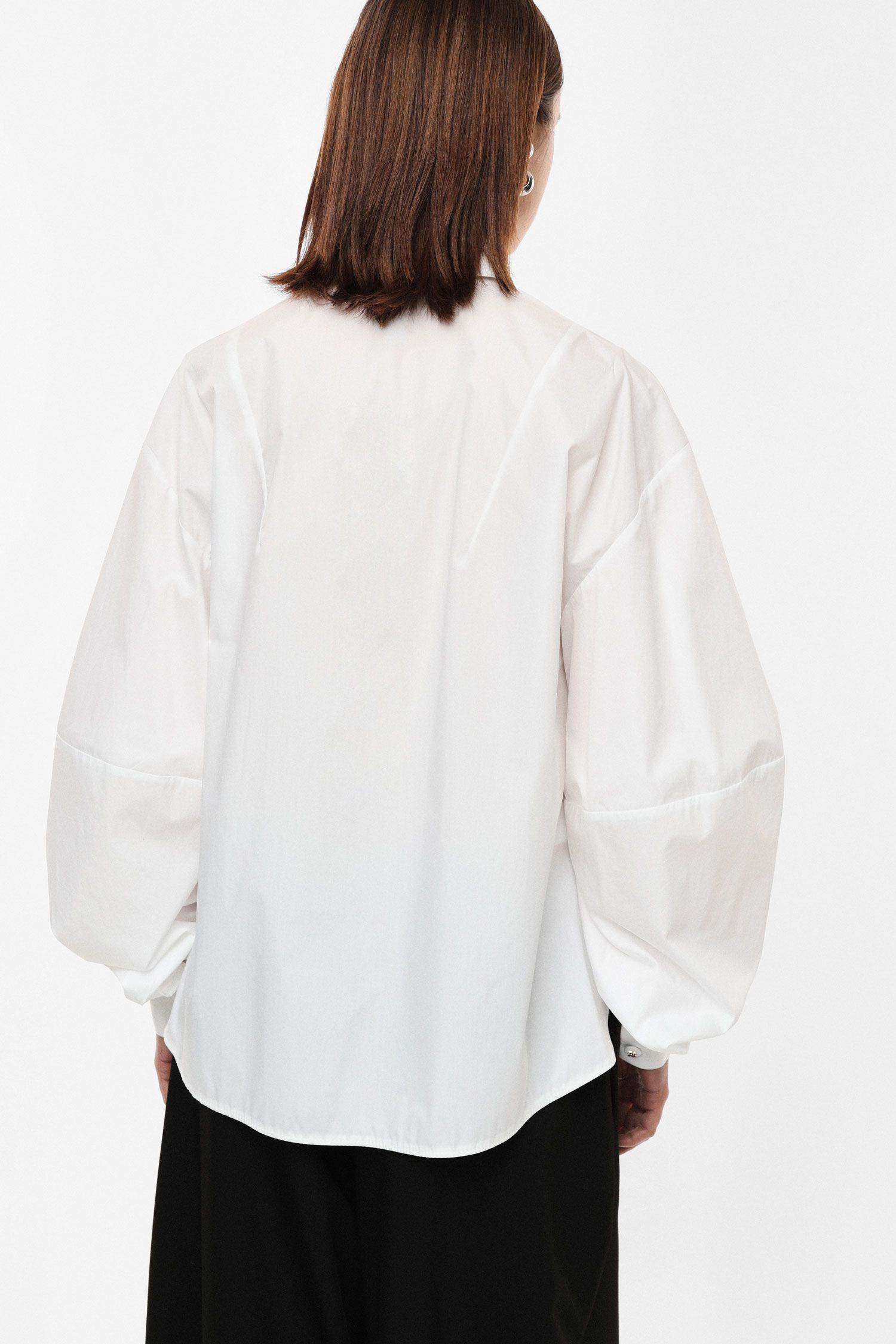 Voluminous sleeves shirt