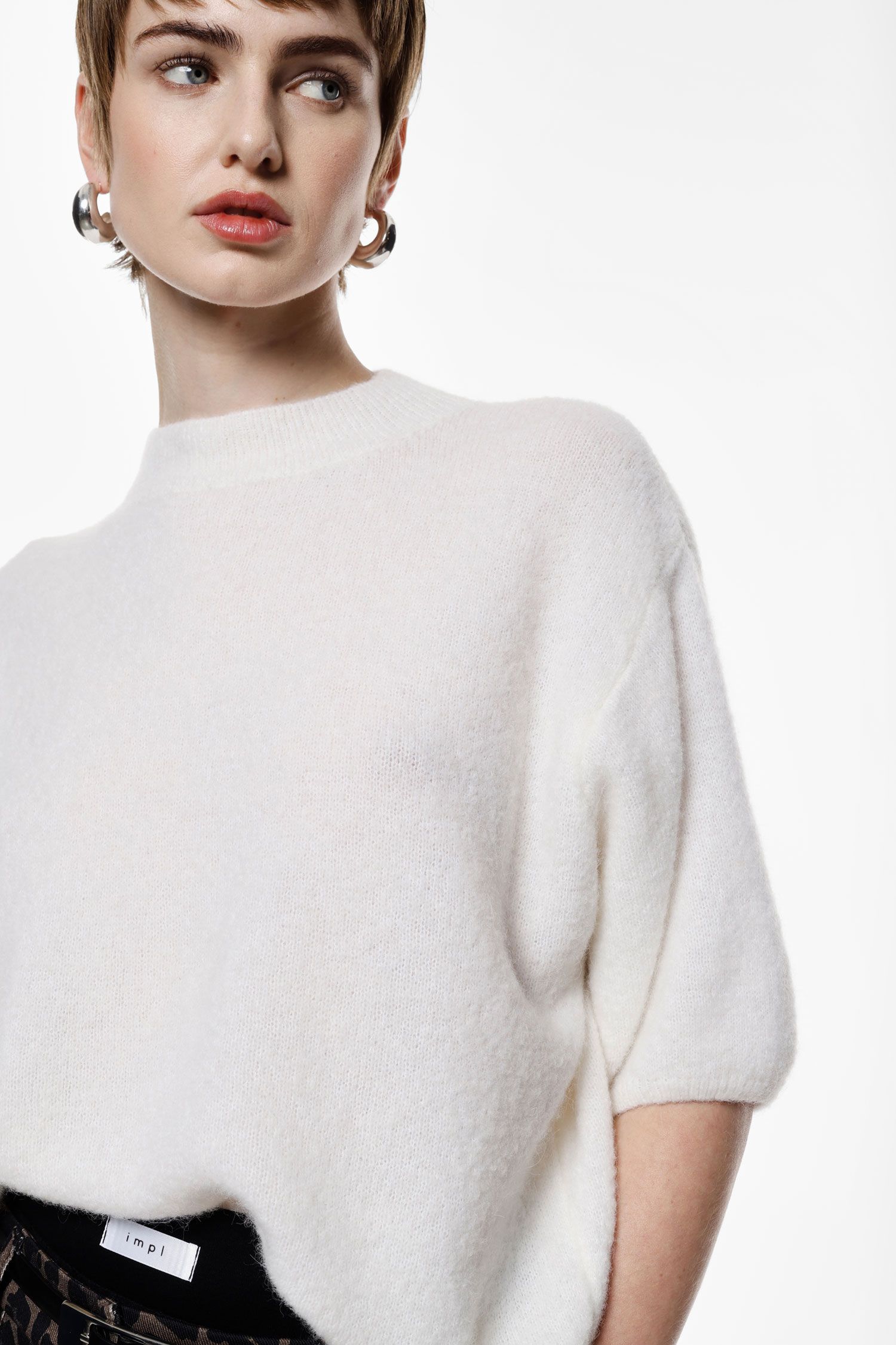 Sweater with elbow length sleeves
