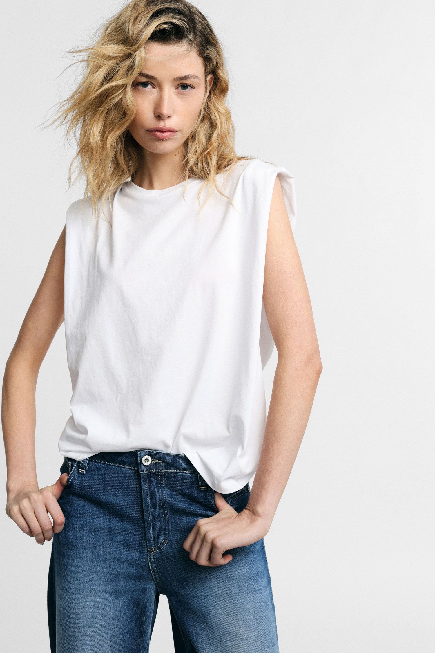 Sleeveless top
