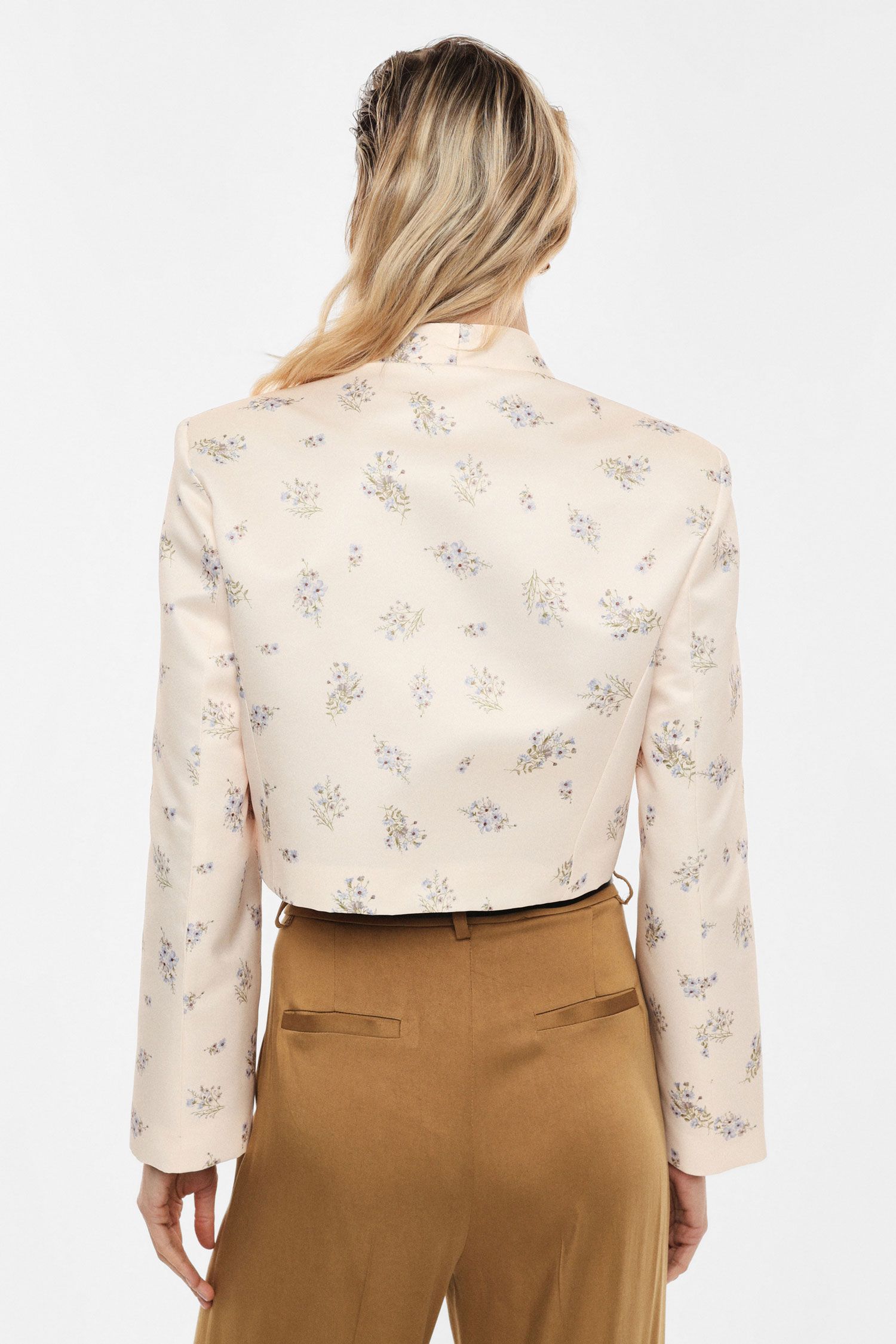 Cropped blazer