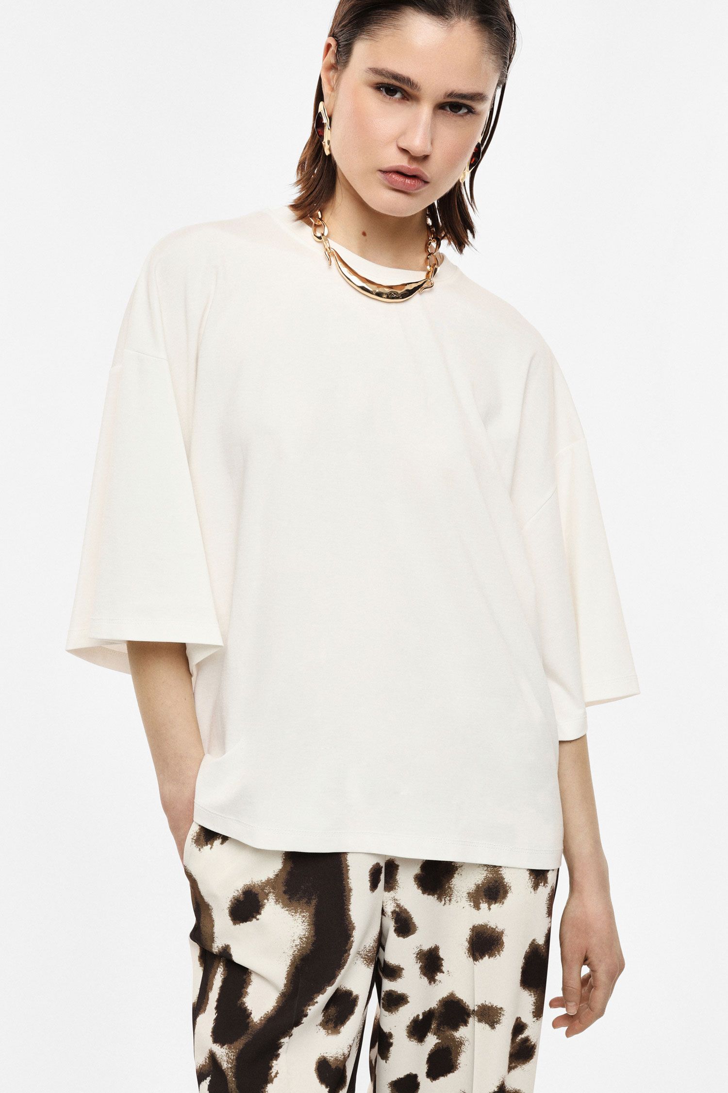 Wide-fit t-shirt