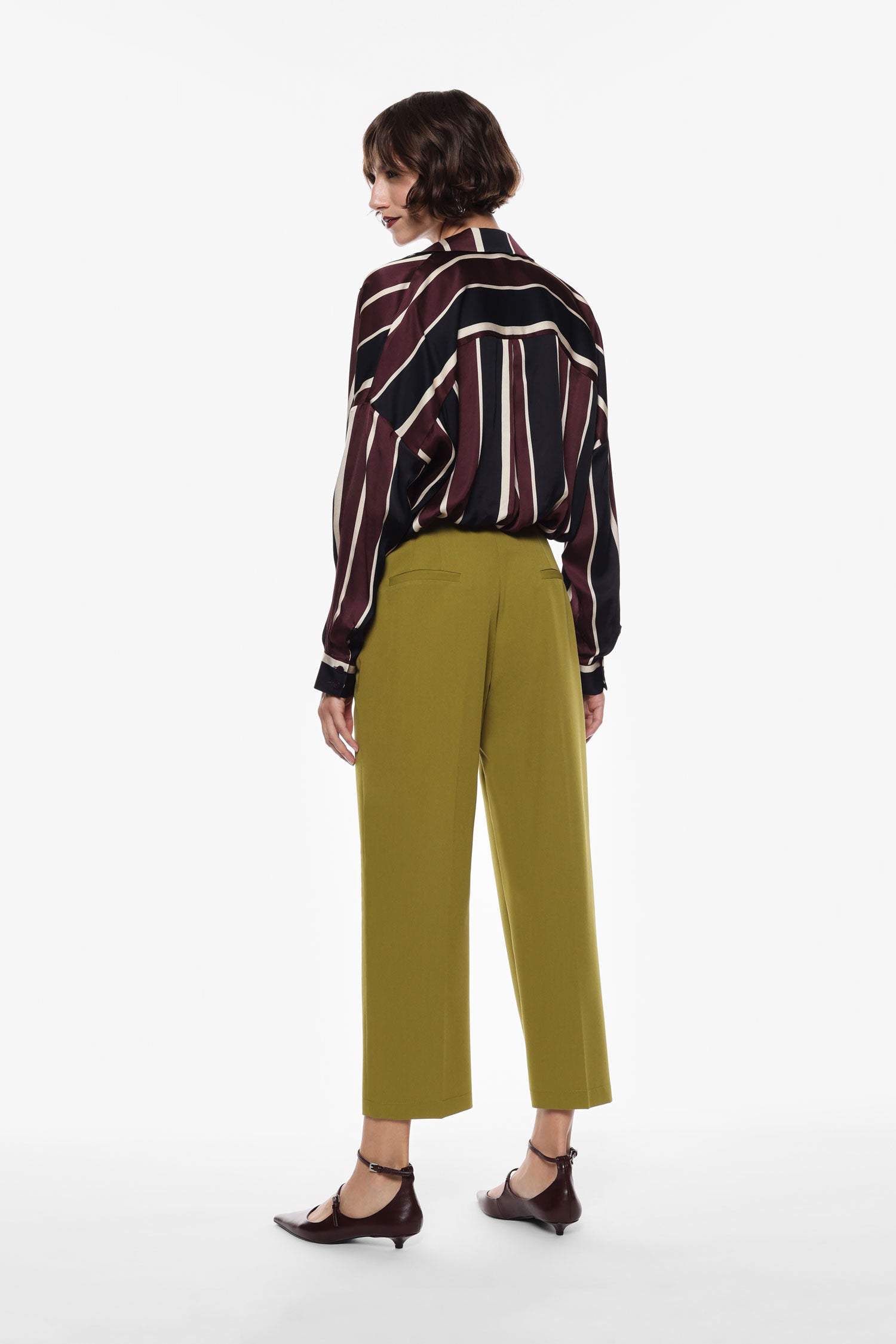 High-rise cropped trousers