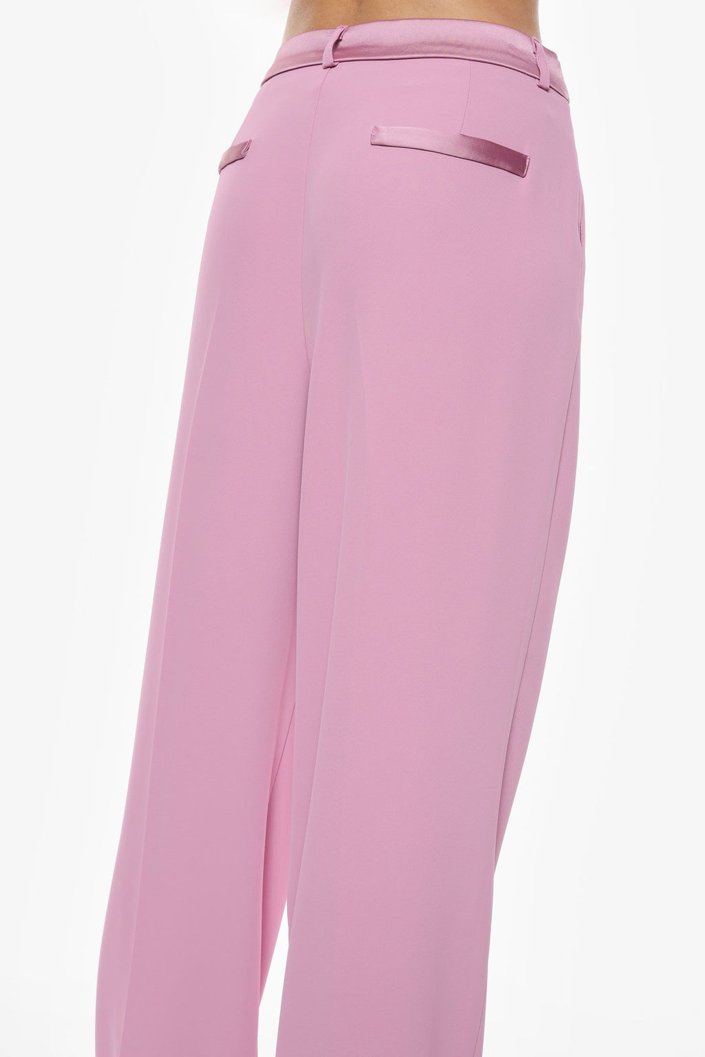 Wide-leg trousers