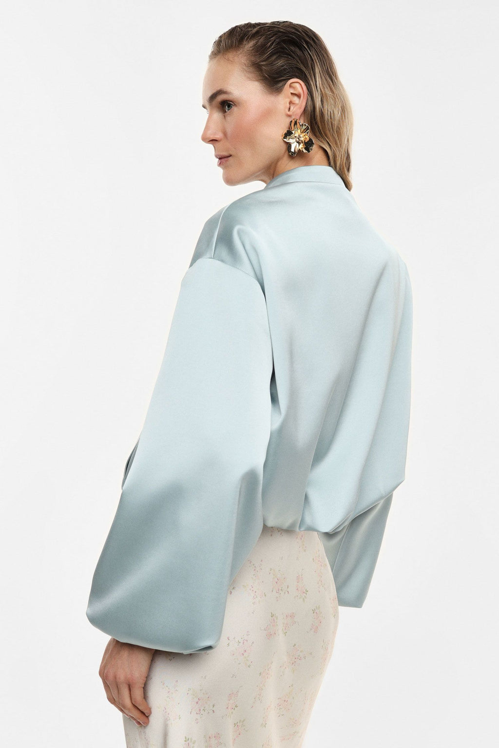 Cropped bomber