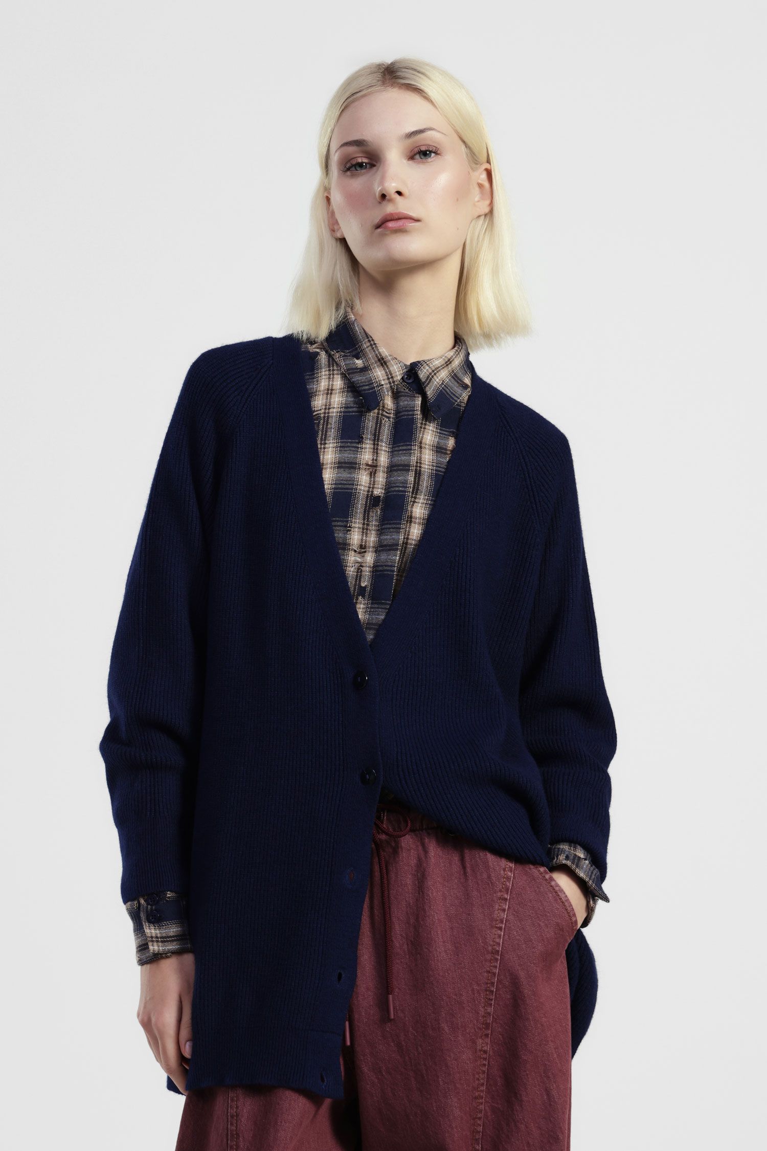 Long cardigan with buttons