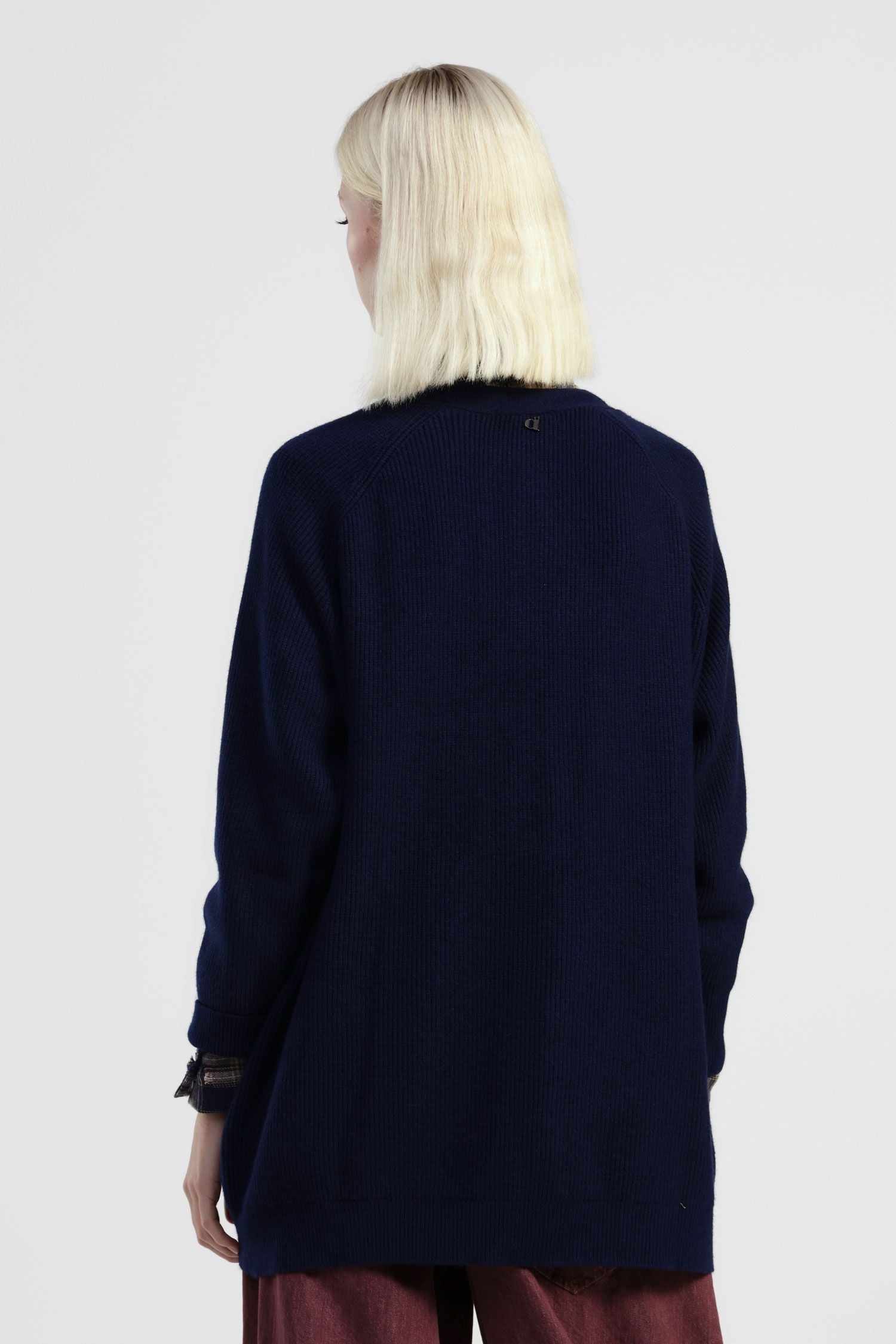 Long cardigan with buttons