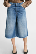 Raw hem bermuda
