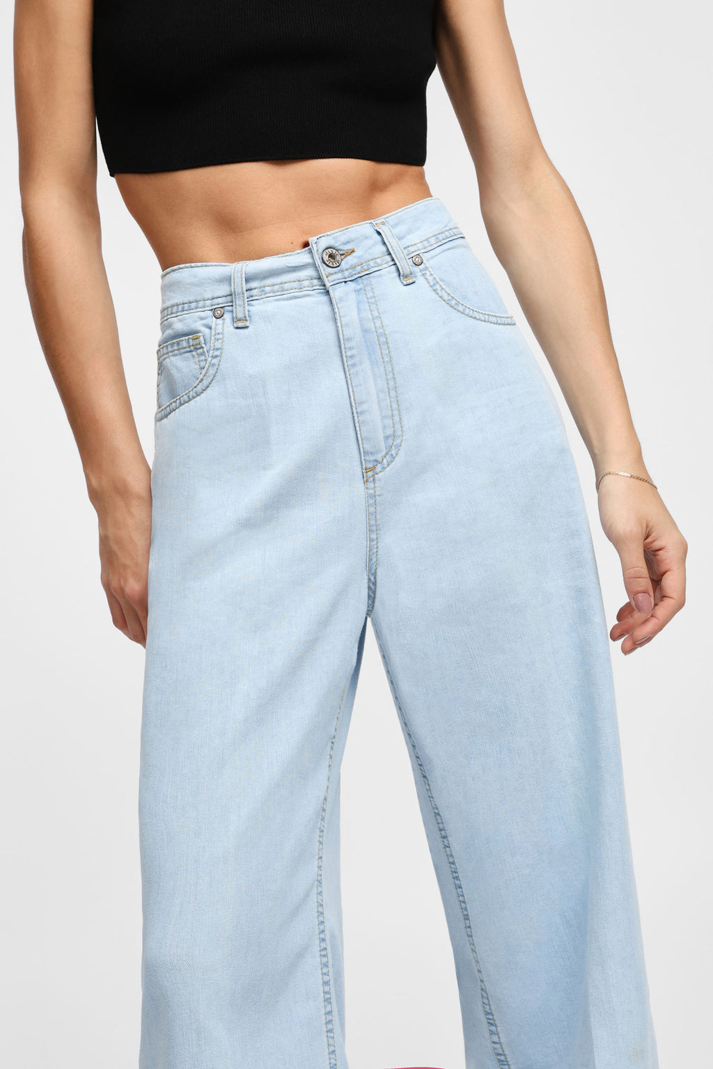 Wide leg jeans