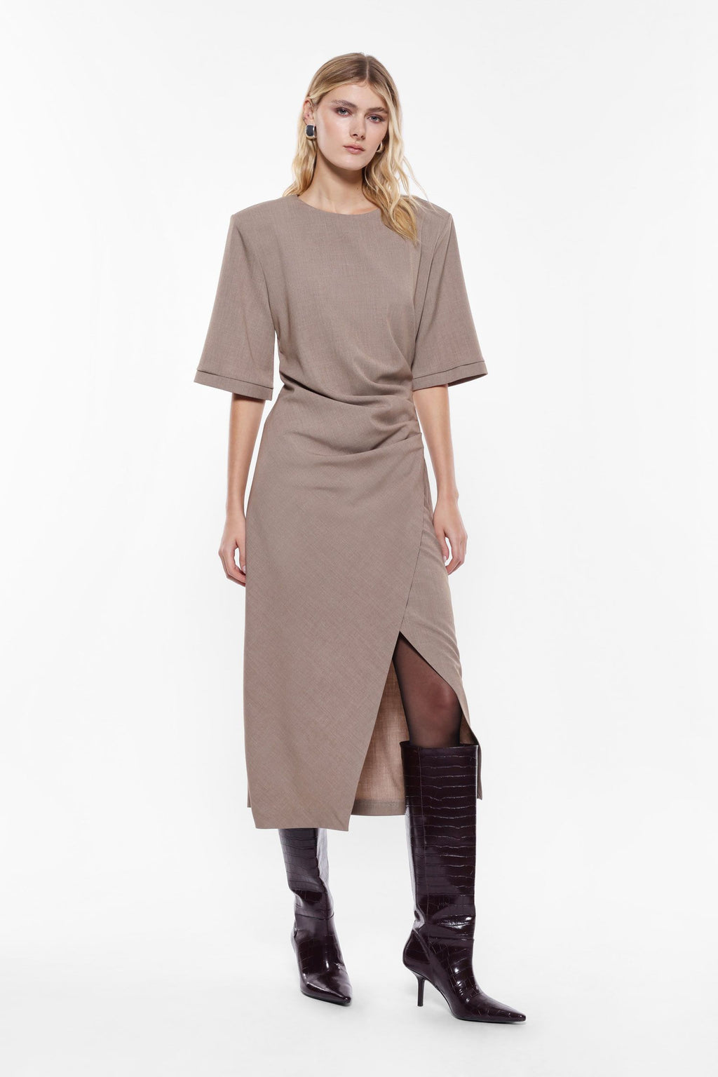Midi dress with draping and zipper