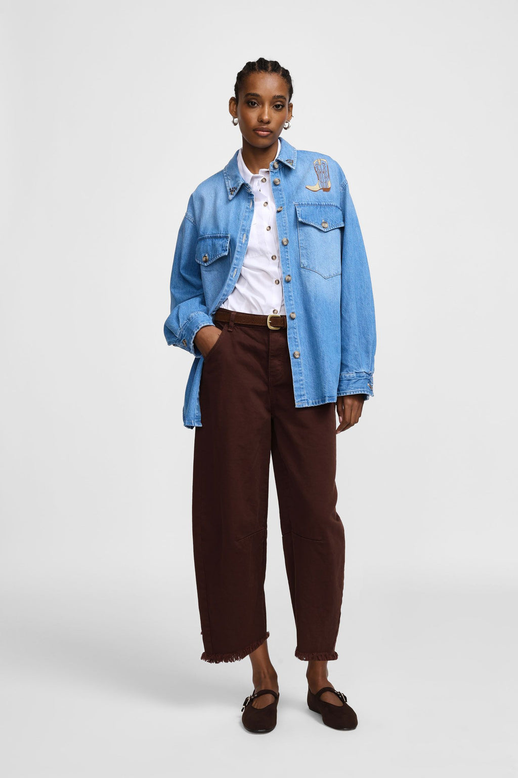 Wide-leg trousers with frayed hem