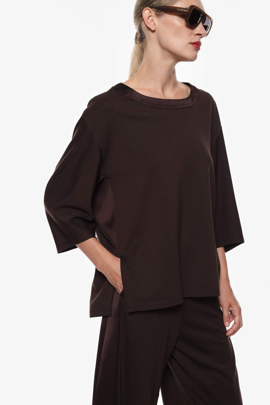 3/4 sleeves sweatshirt