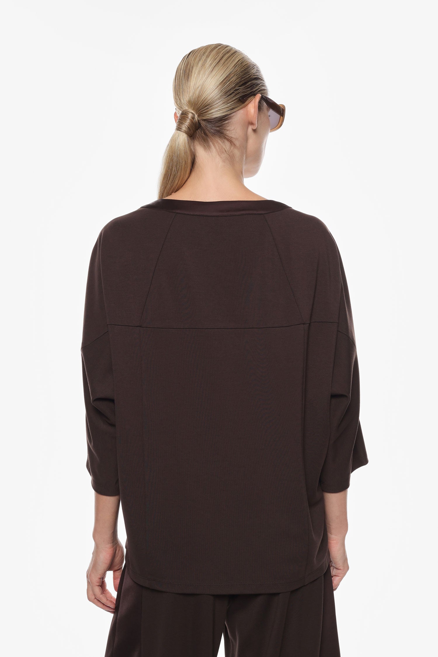 3/4 sleeves sweatshirt