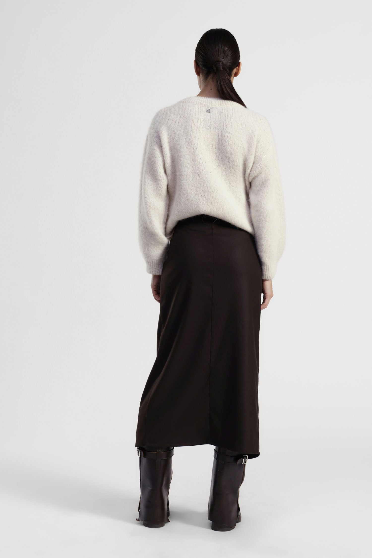 Skirt with front knot