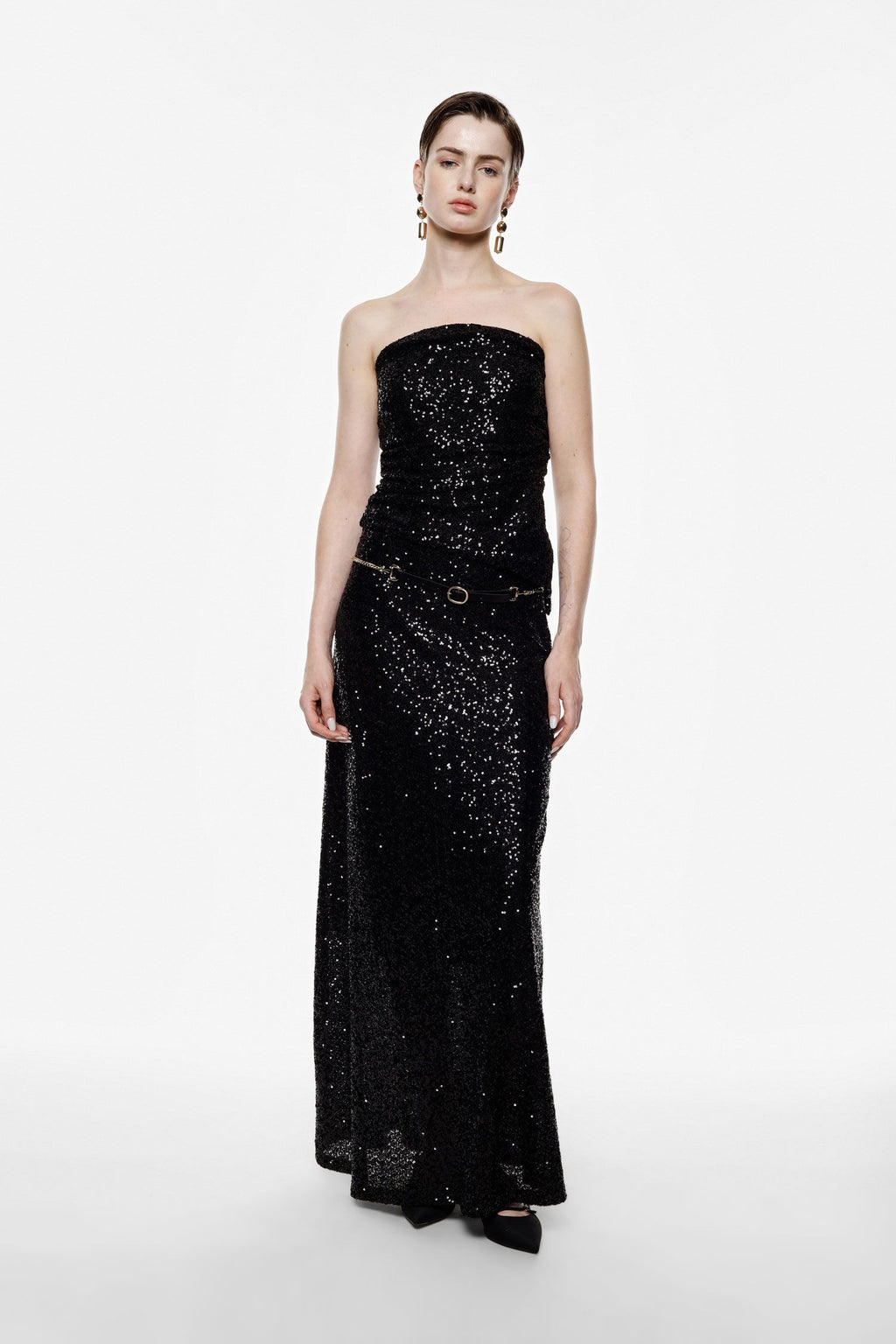 Long skirt with sequins