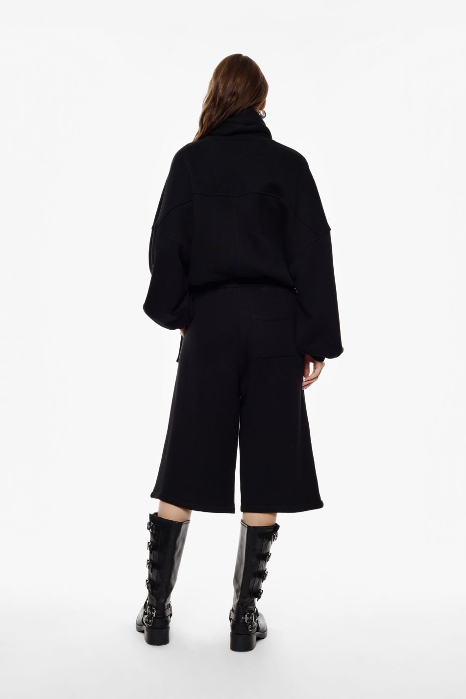 Cropped trousers