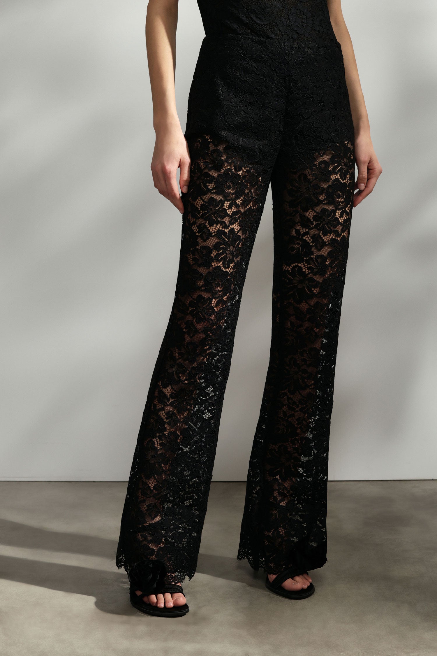 Lace flared trousers with culottes