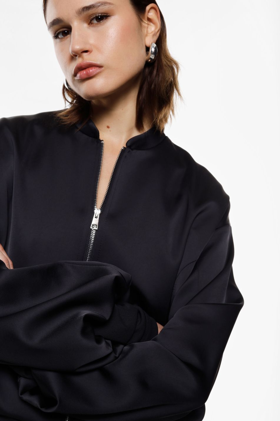 Cropped bomber