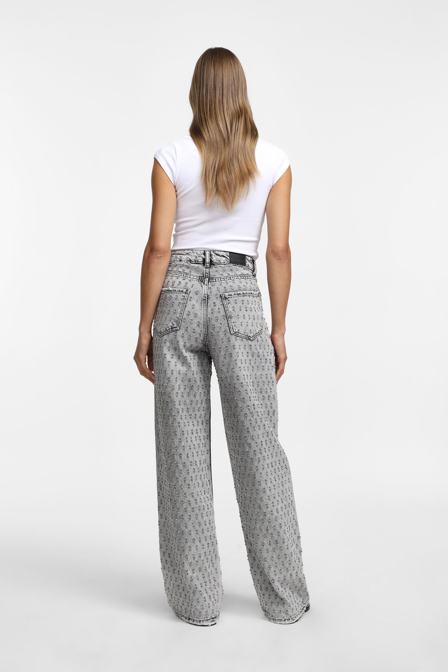 Wide high-rise jeans