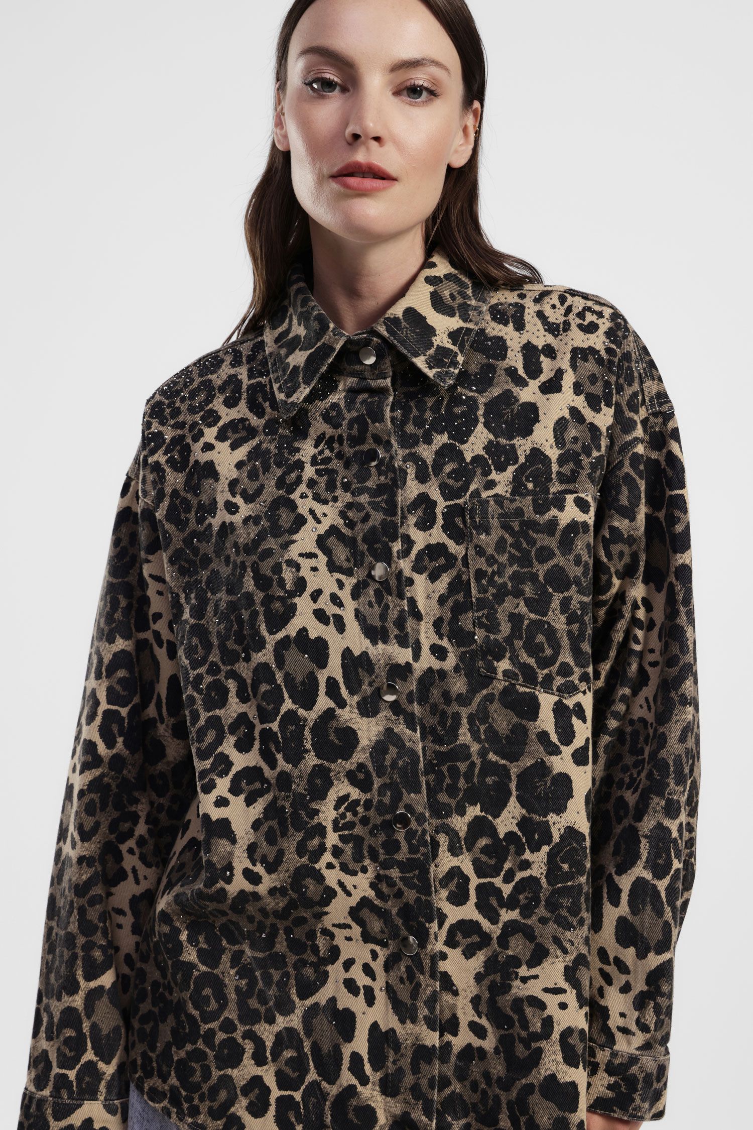 Shirt with animal print