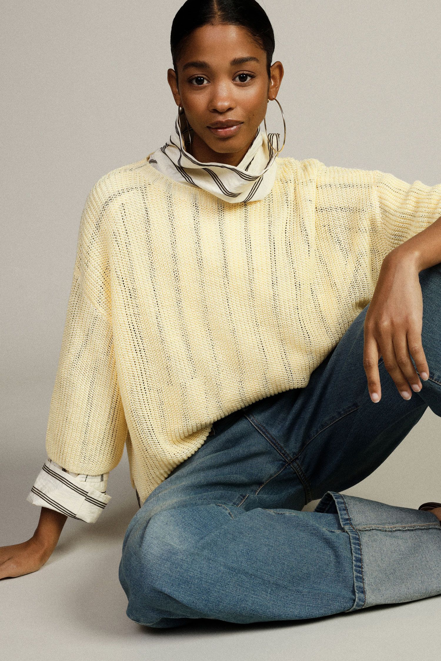 Round neck sweater