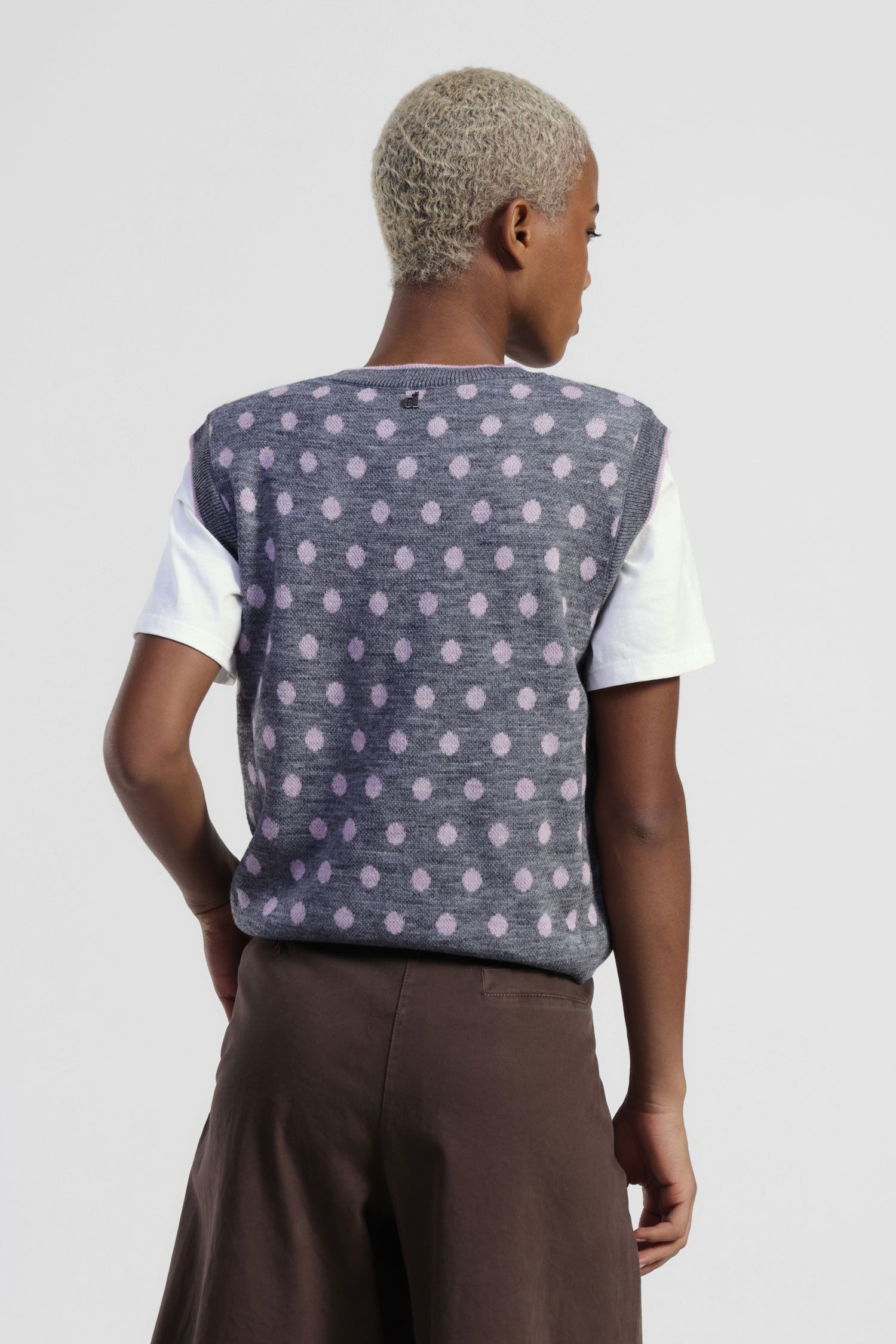 Polka dot sweater sleeveless