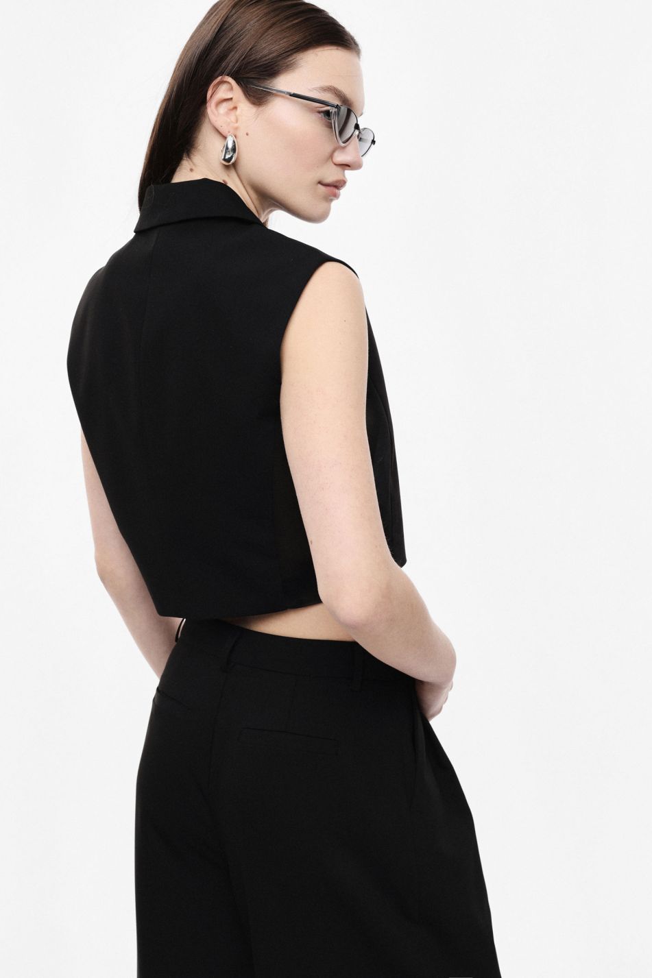 Vest cropped with mesh sides