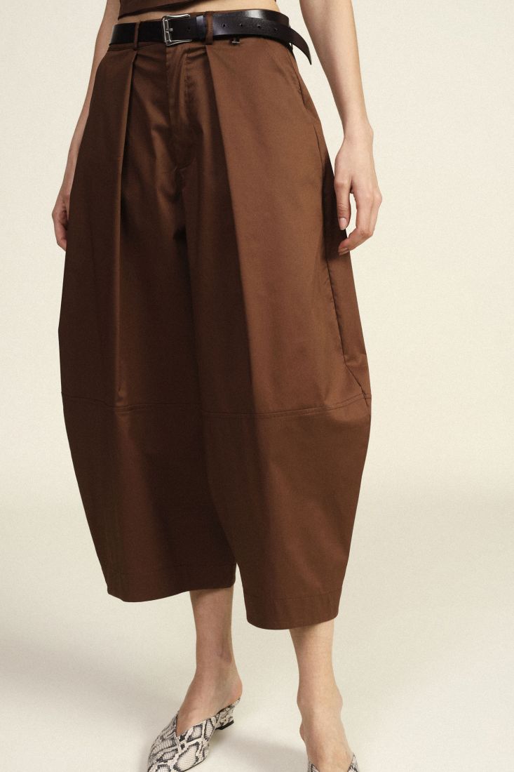 Cropped trousers