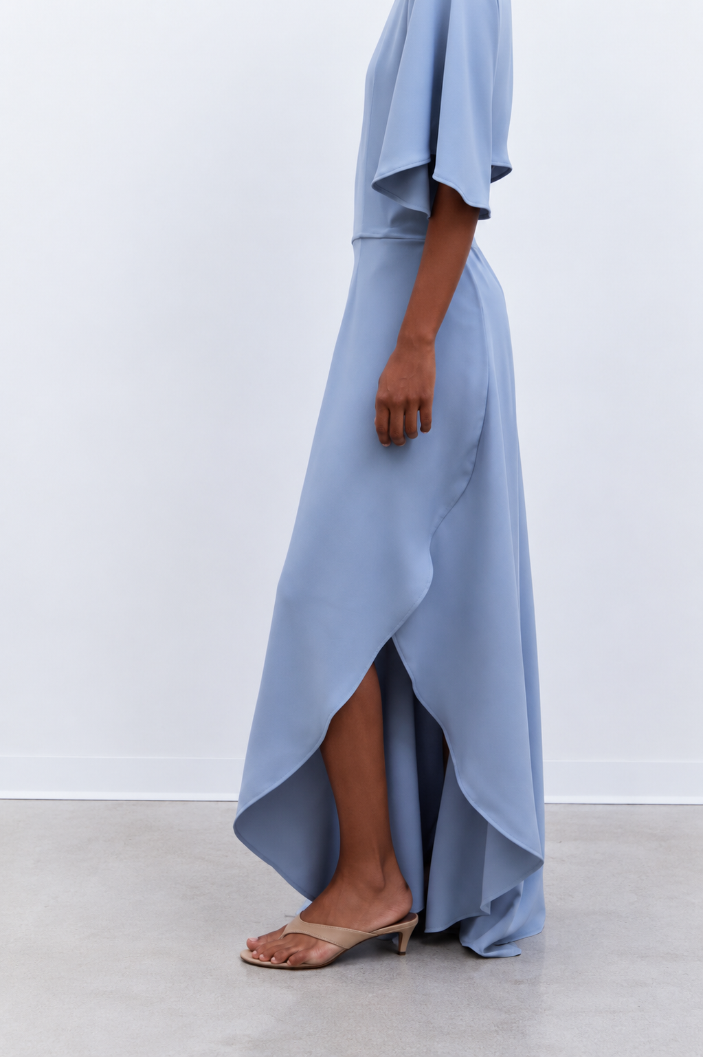 Maxi dress with side slit