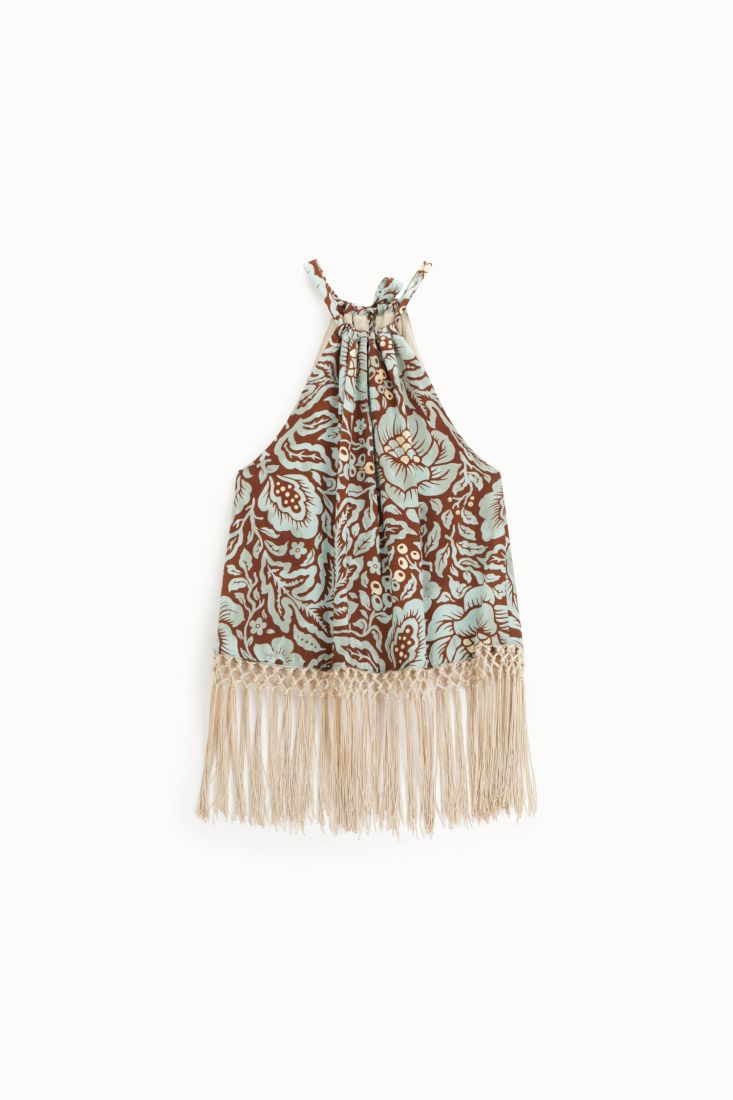 Top withl long fringe