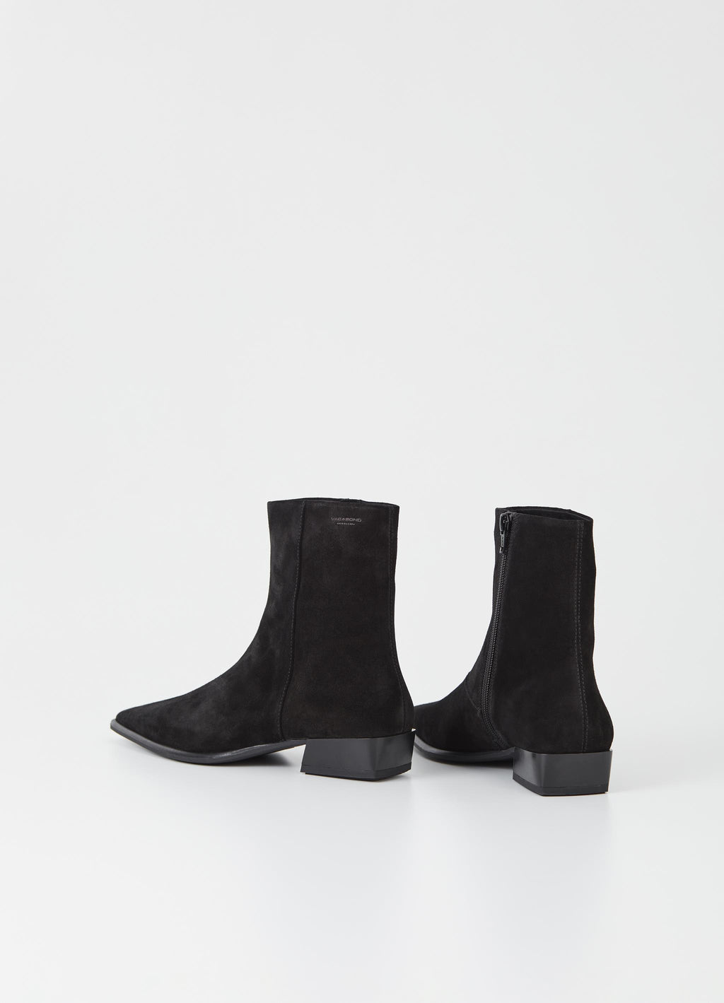 Nella suede