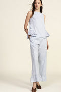Trousers with ruffled hem