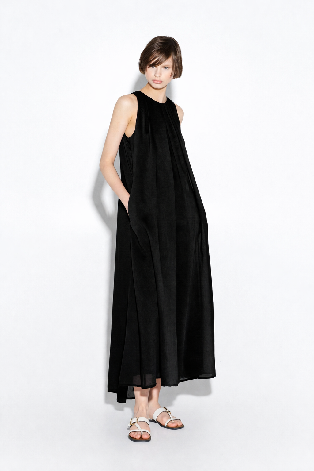 Maxi sleeveless dress