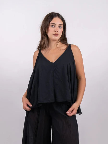 Flowy top with straps and asymmetric hem