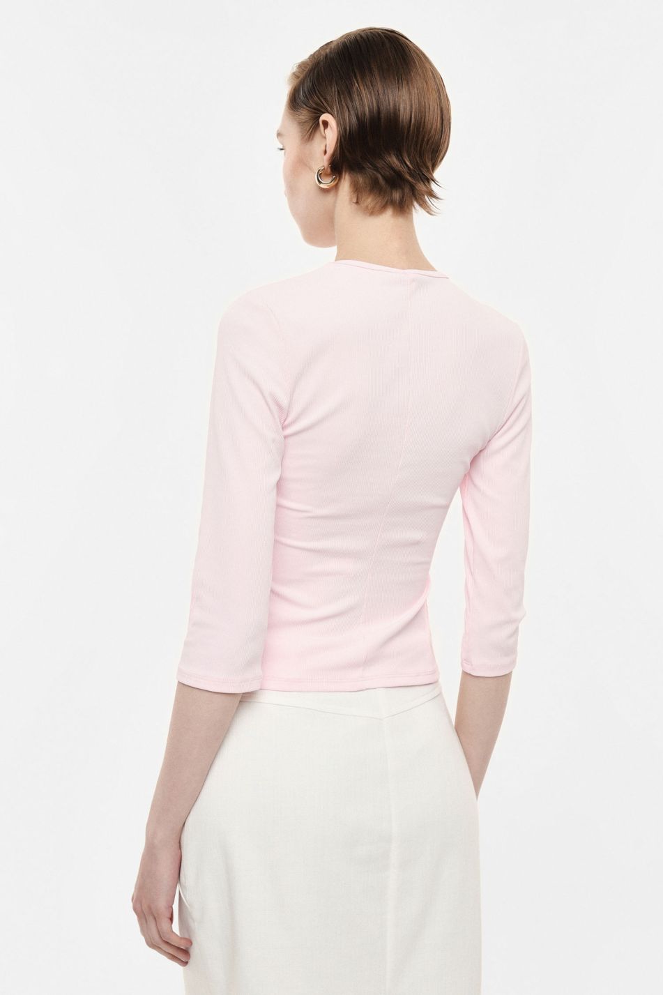 Cut-out top
