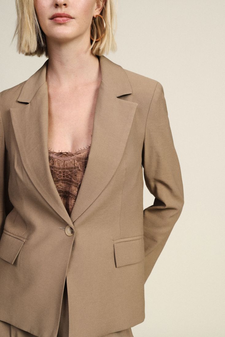 Flap pockets blazer