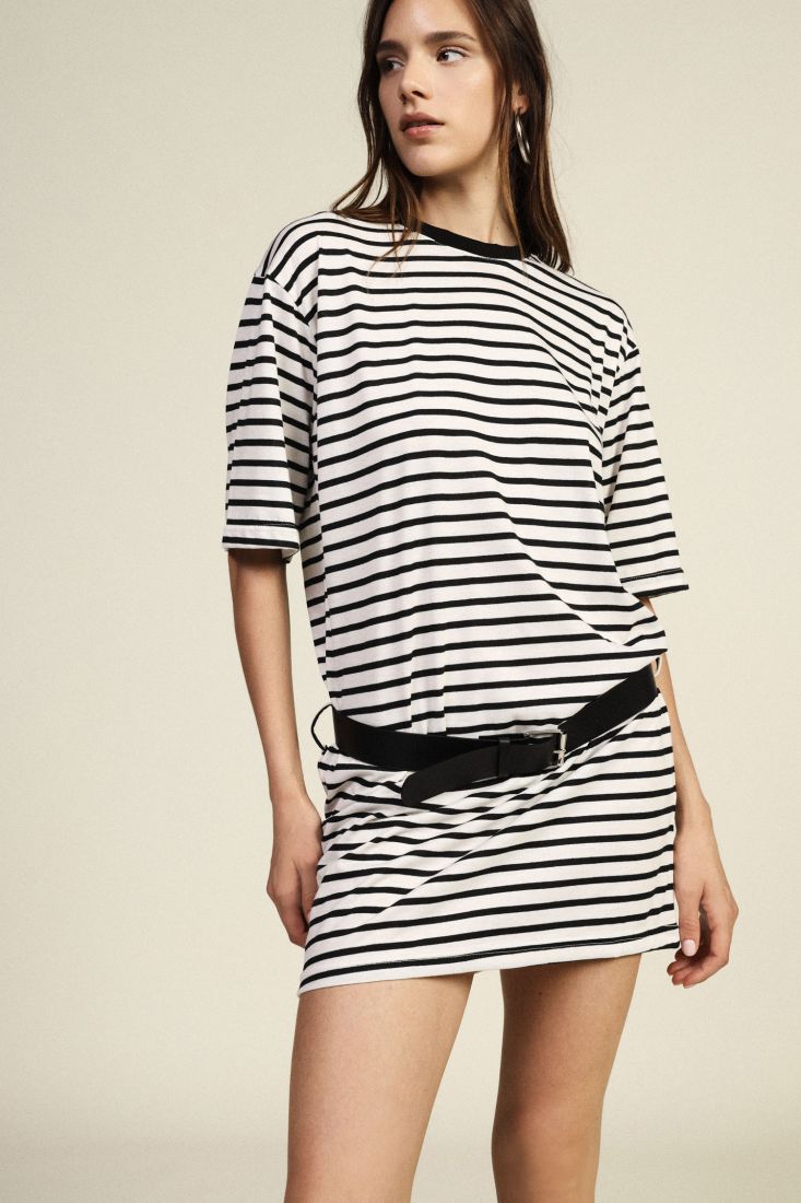 Short dress with stripes