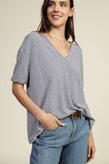 Loose v neck shirt