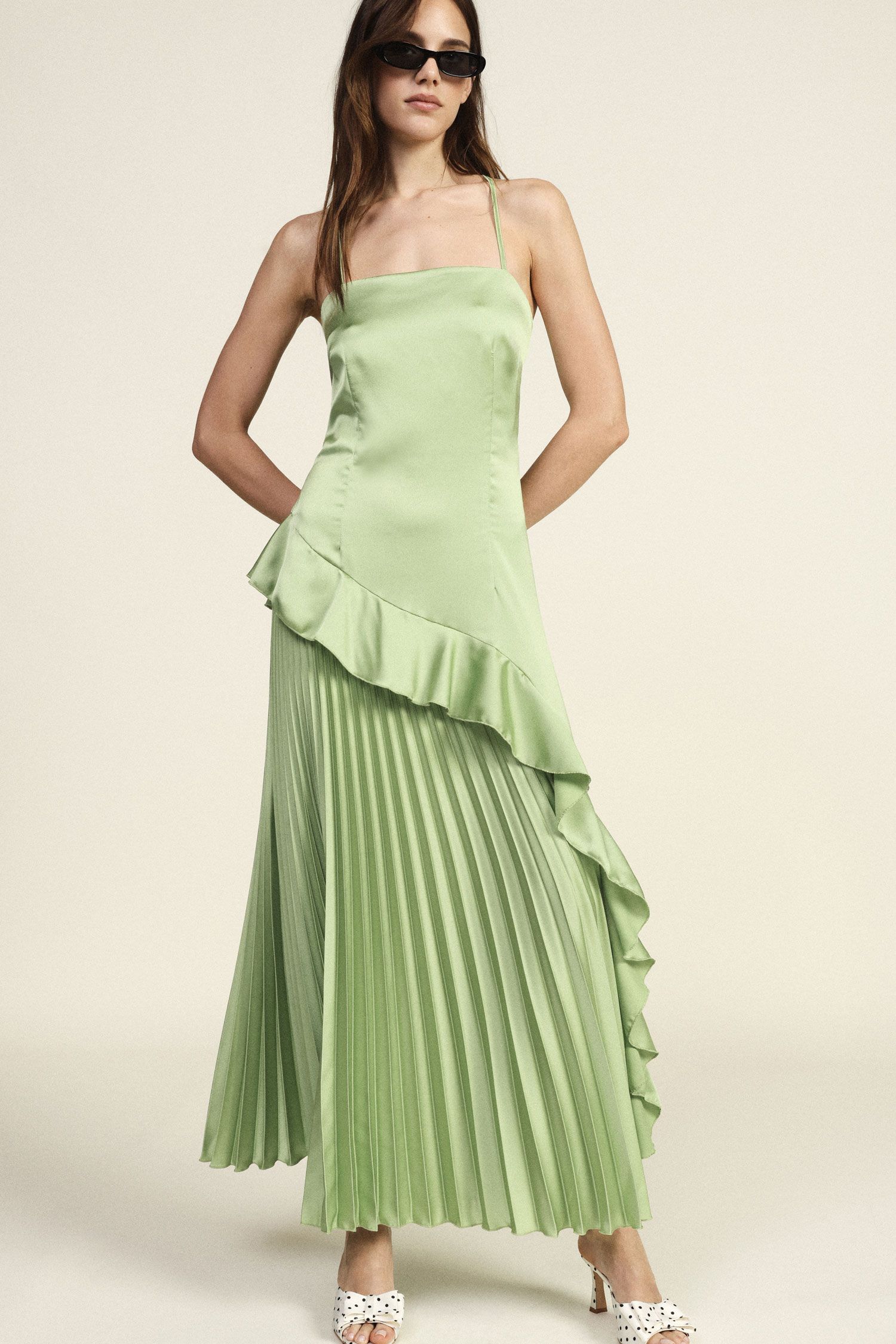 Long pleated dress