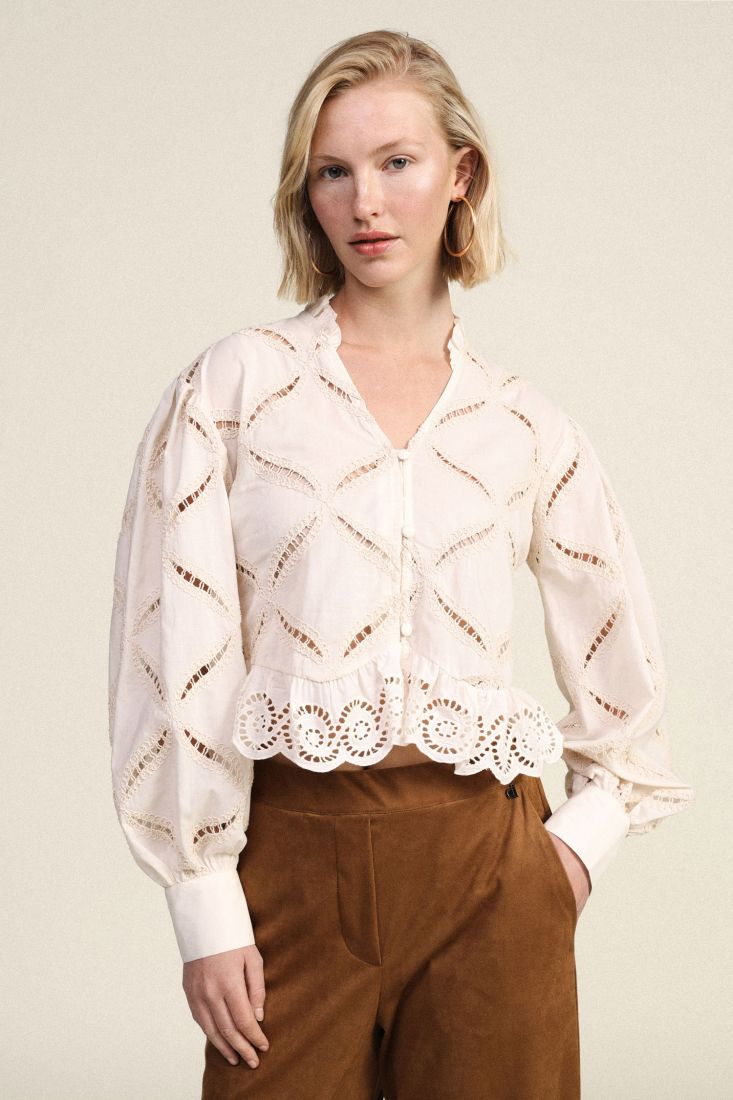 Embroidery shirt
