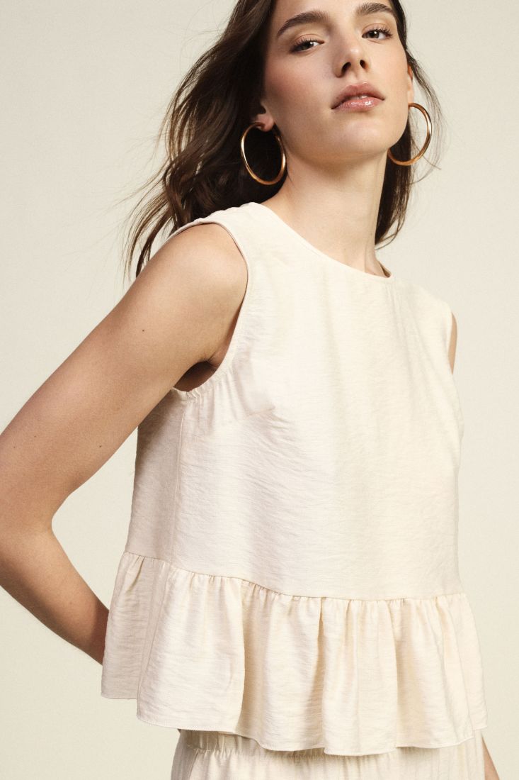 Sleeveless top