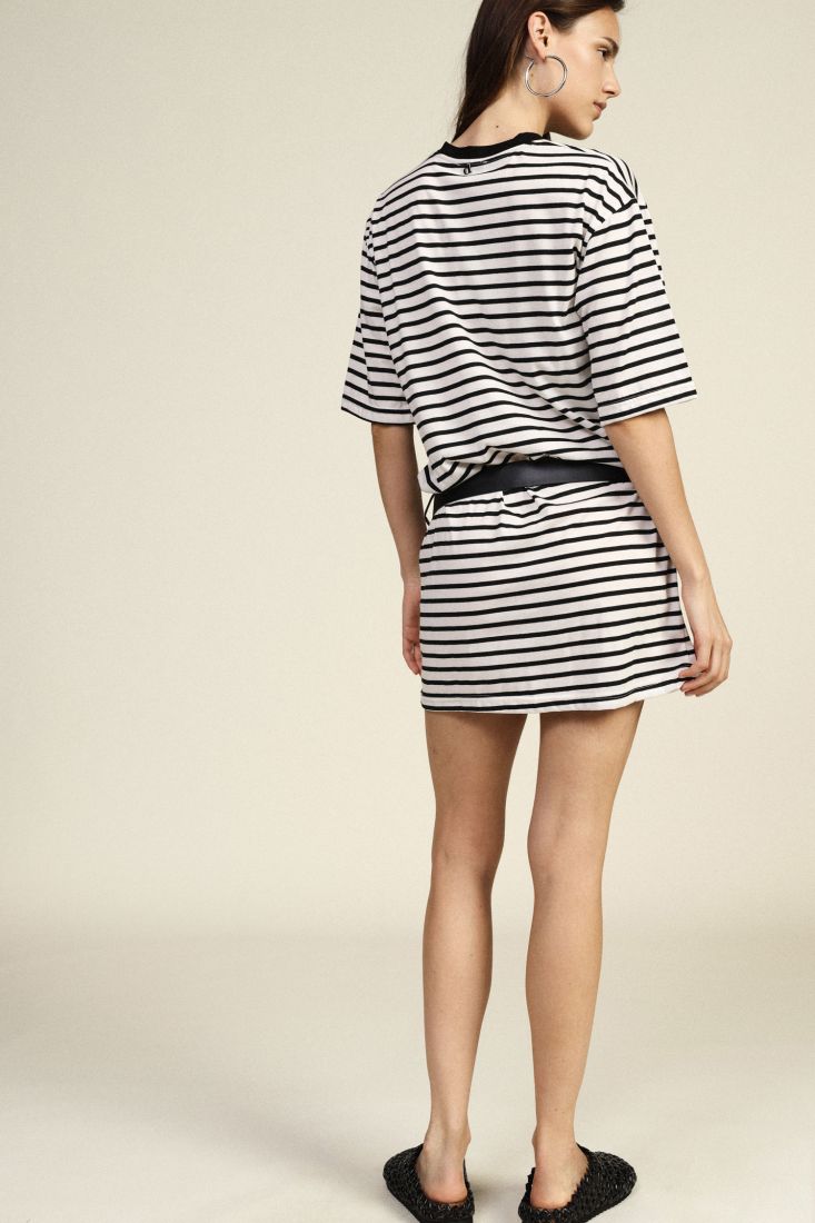 Short dress with stripes