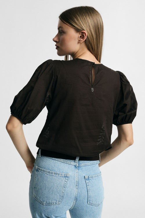 Blouse with lace detailing