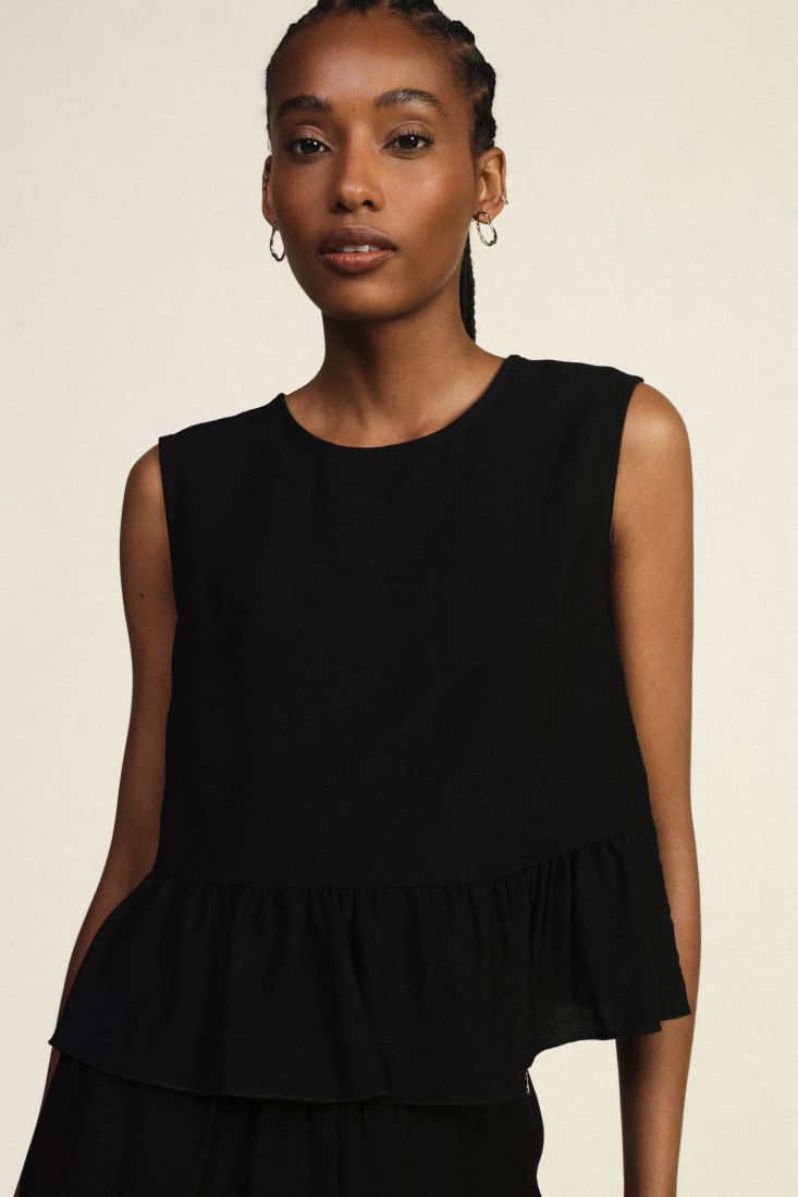 Sleeveless top