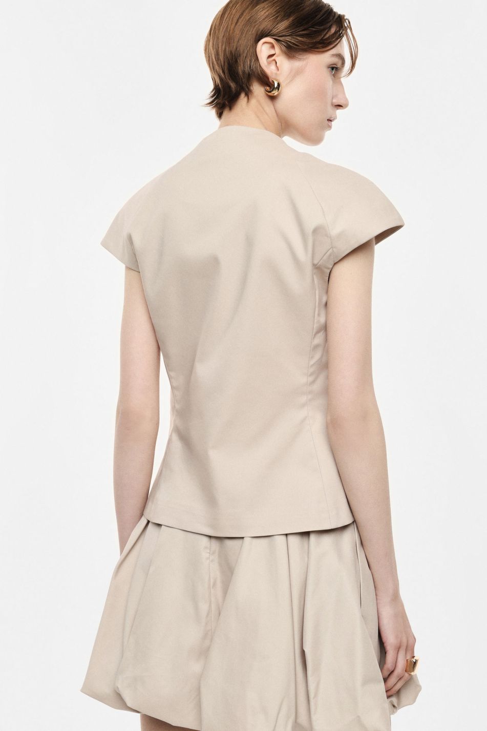 Front button vest