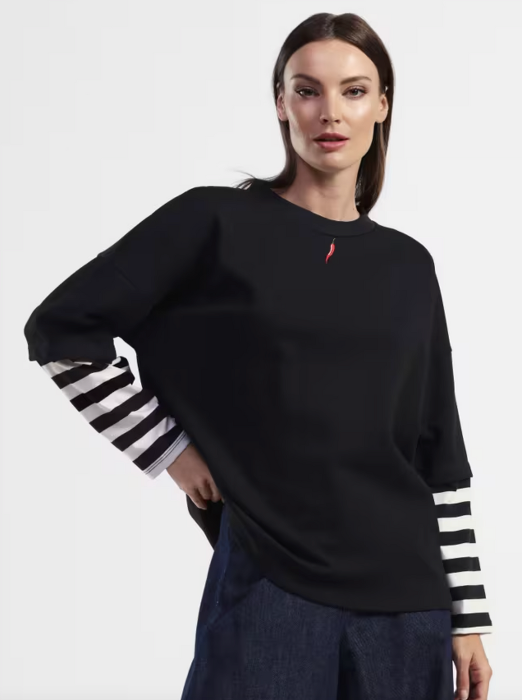 Long-sleeve t-shirt