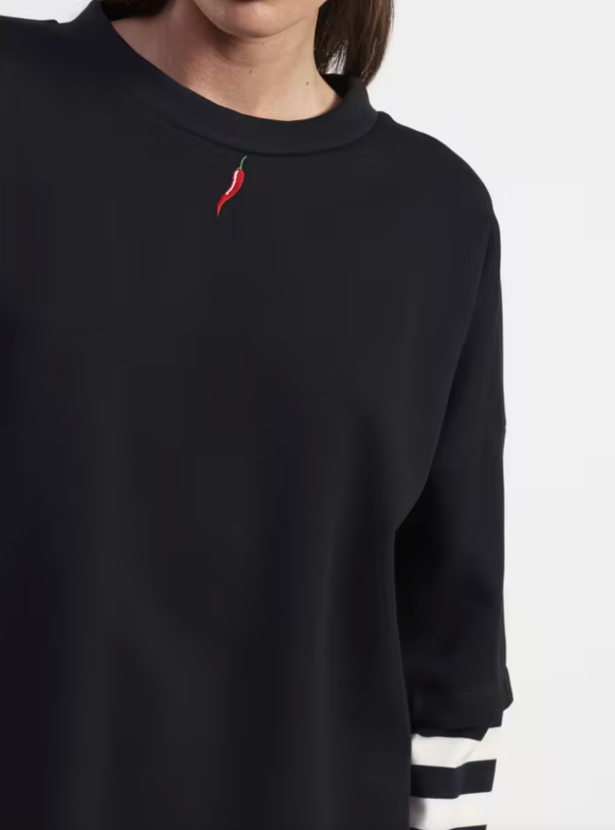 Long-sleeve t-shirt