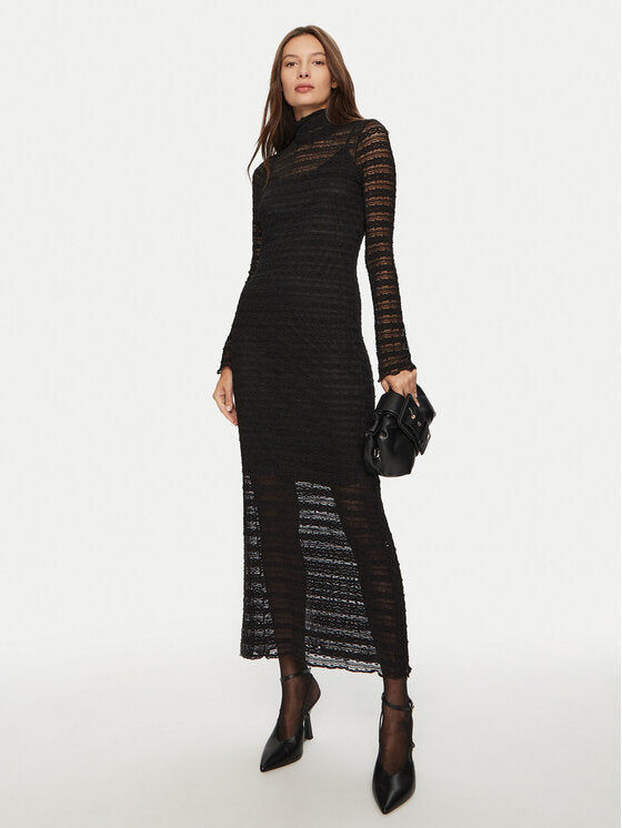 Mesh dress with lace details
