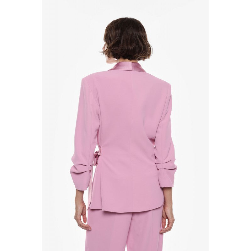 Blazer with side closure
