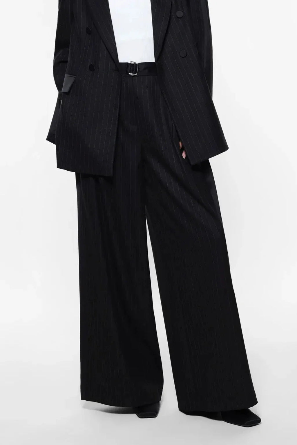 Wide-leg striped trousers with belt